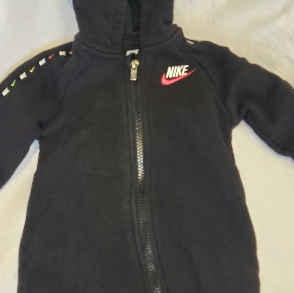 Nike Black Baby Boys Zip Up Hooded Winter Outfit 6-9 Months Coveralls Jumpsuit